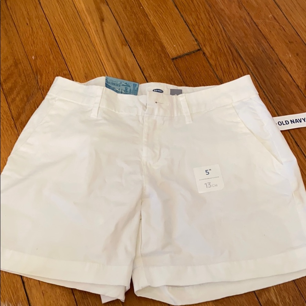 Old Navy white shorts